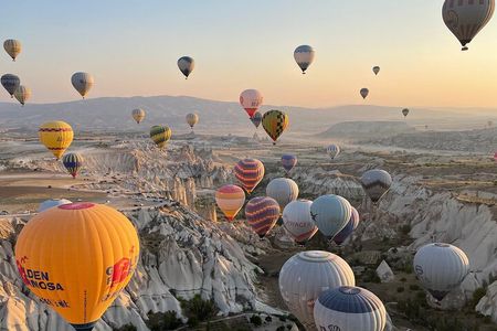 Cappadocia Hot Air Balloon Flight / Discovery Balloons