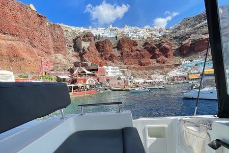 Half Day Premium Catamaran Cruise in Santorini including Oia