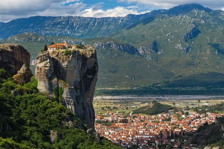 Meteora Day Trip with central Pick up & optional Lunch