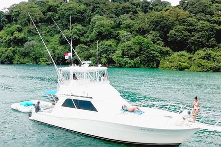 Private Fishing & Scenic Cruise – Viking 46ft | Taboga Island