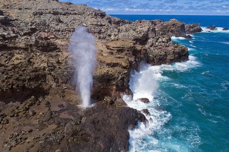 Hidden Gems of Oahu Circle Island Tour with Byodo In Temple