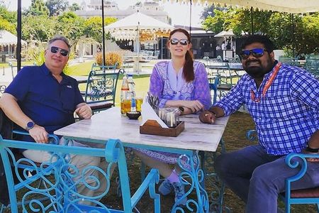Udaipur Full Day Sightseeing Tour with Guide