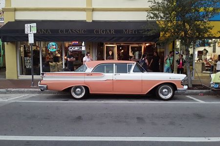 Little Havana Tour Cuban food dance cigars art music museum 