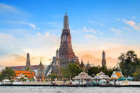 Private Three Temples Bangkok City Tour