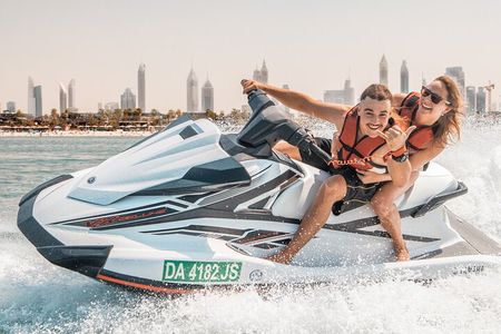 Jet Ski Ride: Dubai Marina – 30 or 60 Mins Adventure 