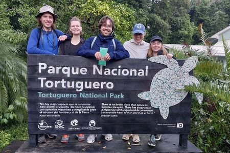 Canoe experience exploring Tortuguero National Park
