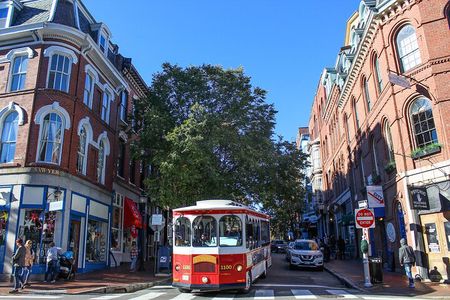 Peek at Portland Sightseeing Trolley Tour