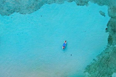 Get to know heaven on earth with Chivis del mar private