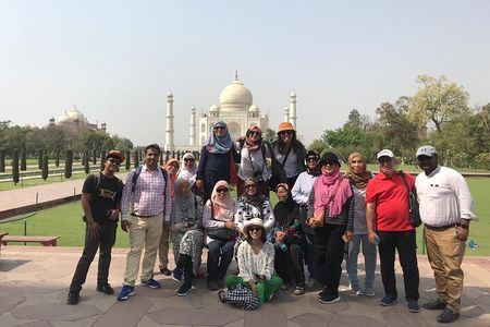 Private Taj Mahal Tour from Delhi by car - All Inclusive