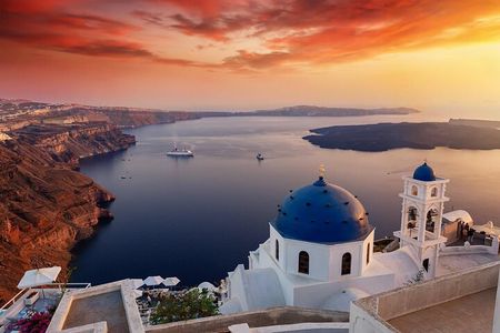 Santorini Iconic Highlights Private Tour with Panoramic Views