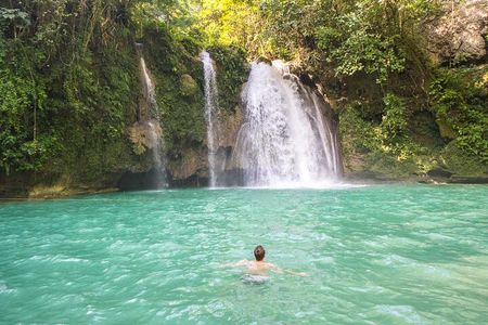 Oslob Whaleshark & Kawasan Falls Tour