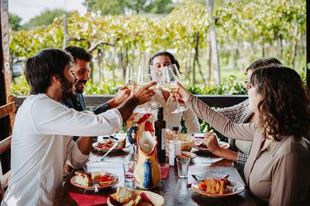 Guided Tour of Pompei, Lunch and Wine from Sorrento