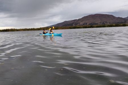 Kayaking sunrise titicaca