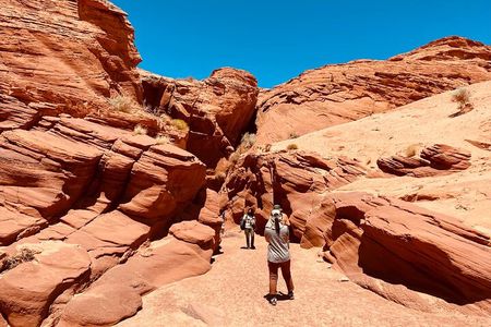 Upper Antelope Canyon Sightseeing Tour with Navajo Guide