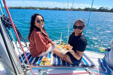 Gold Coast Breakfast Sailing Cruise with snacks & bubbles