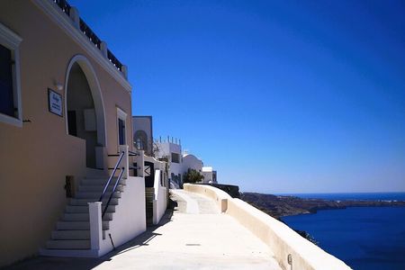 Easy Walks in Santorini Private Half Day Tour