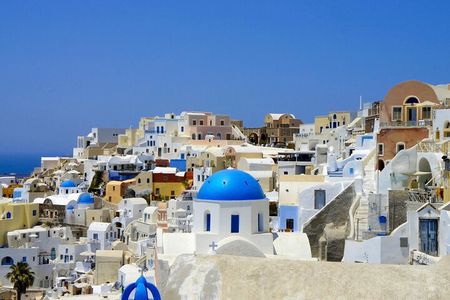 Top Spots Bus Tour in Santorini with Transportation