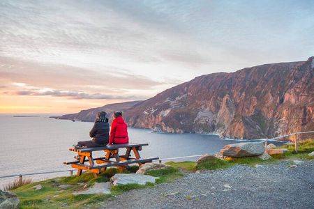 Sliabh Liag Cliffs and Glencolmcille Tour