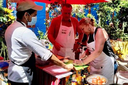  Mexican Cooking Class & Market Tour with a Professional Chef