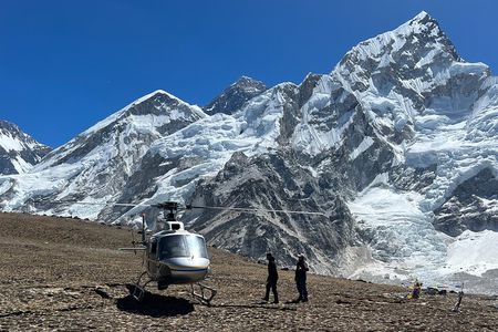Everest Base Camp Helicopter Tour including Kalapatthar Landing