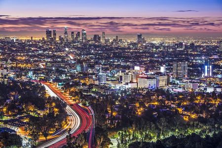 The Best Private Tour of Los Angeles in a Luxurious Vehicle 