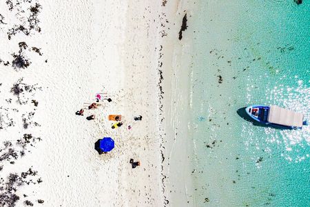 Espíritu Santo Island snorkel and sightseeing tour on Small Group