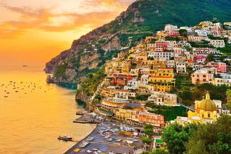 Amalfi Coast: Sunset Boat Tour with Fruit & Drinks | Small Group