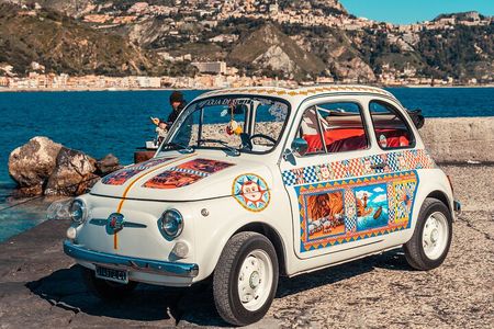 Private tour of Taormina and La Dolce Vita with the 500