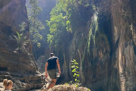 Hike Trip In Abha Wadi Lajab - Heaven In The Desert