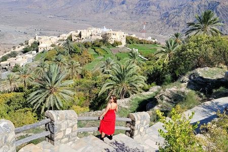 Private Sultan Qaboos Grand Mosque-Nakhal Fort-Wakan Village - Full Day Tour