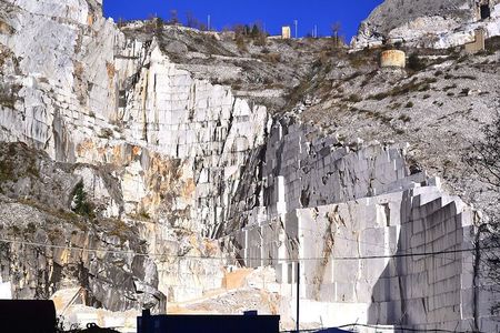 Carrara Marble Tour by van from Lucca or Pisa 