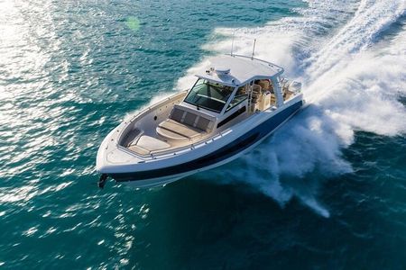 2-Hour Maalaea Luxury Powerboat Sunset Cruise for up to 6 Guests