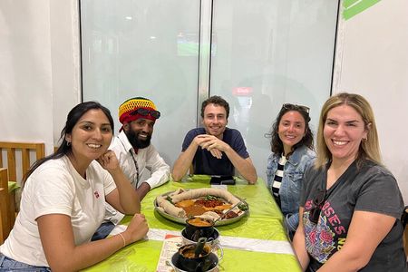  Go wheretheLocalsgo, Eatwhat thelocalseat!open Market&More Tours