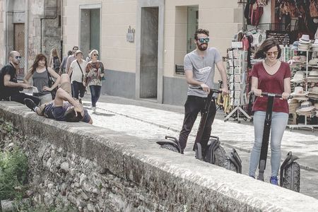 Albayzin Express Segway & eBike with Play Granada