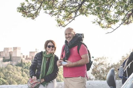  Private Walking Tour with Play Granada