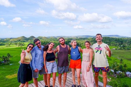 Bohol Countryside Tour: Chocolate Hills, Tarsier and Loboc River