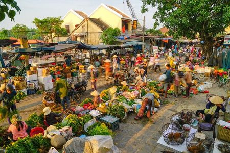 Hoi An Authentic Street Food Adventure Tour from Hoi An/ Da Nang