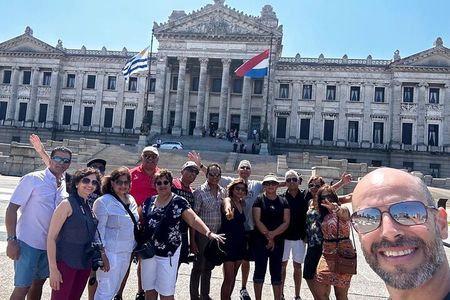 Explore Montevideo : Private and Personalized with local guide