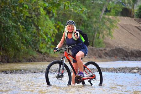 Mountain Bike Adventure + Waterfalls in Jaco Beach