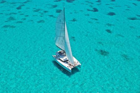 Catamaran Isla Mujeres Plus! Party, Snorkel & Beach Club 