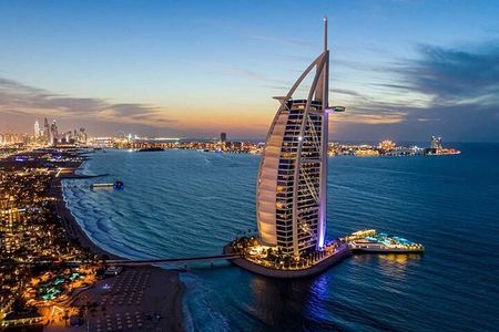 Guided Tour to Burj Al Arab with Optional Snack and Drinks