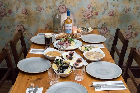 Taste traditional Irish food in the heart of Dublin