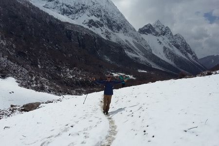 Manaslu Circuit Larkya Pass Trekking 13 days From Kathmandu