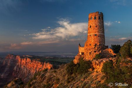 Small Group Grand Canyon Daily Tour from Flagstaff or Williams