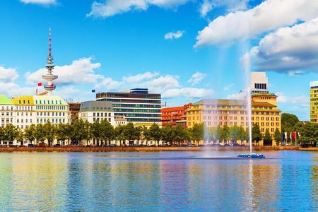 Hamburg : Private Custom Walking Tour With A Guide (Private Tour)