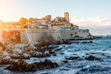 Shared Guided Half Day Tour at Cannes and Antibes