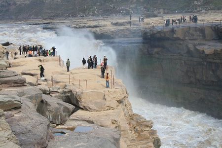 Day Trip to Hukou Waterfall and Huangdi Mausoleum