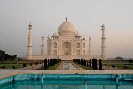 Taj Mahal Sunrise and Sunset Tour from Delhi with Fatehpur Sikri