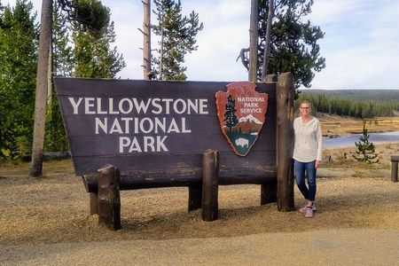 Yellowstone National Park 2 Day Tour Upper and Lower Loop