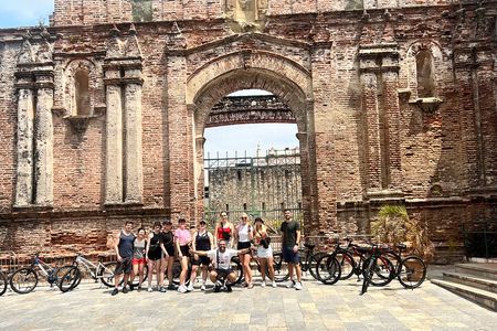 Bike Tour in Panama City and Old Quarter with local guide 